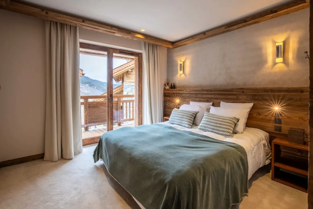 Chalet Yolo-Poscine beltéri Spa