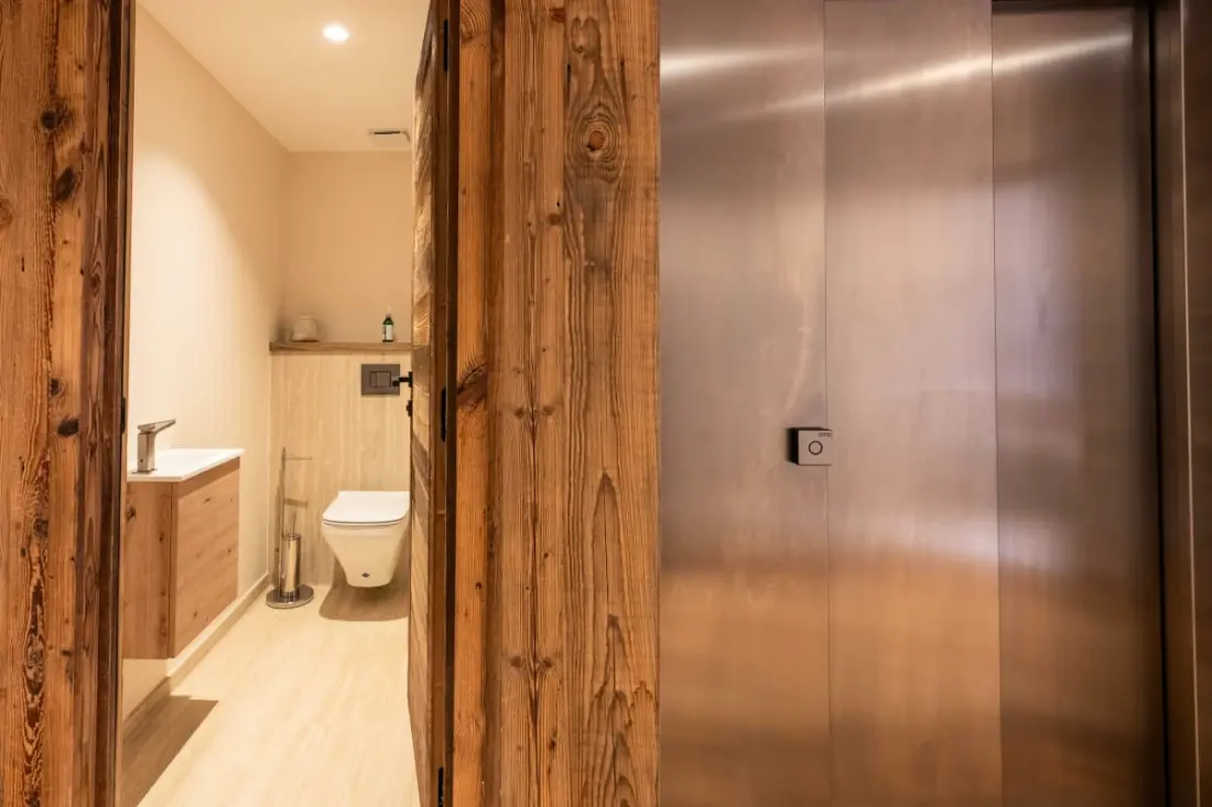 Chalet Yolo-Poscine beltéri Spa