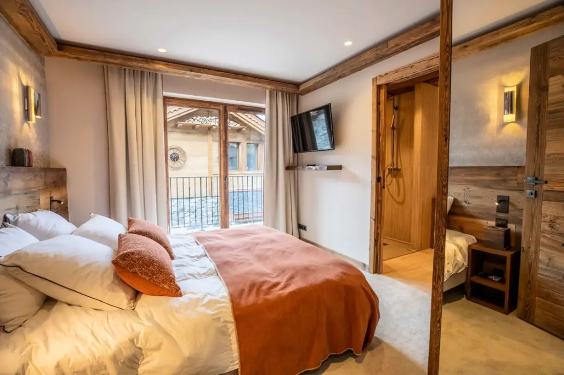 Chalet Yolo-Poscine beltéri Spa