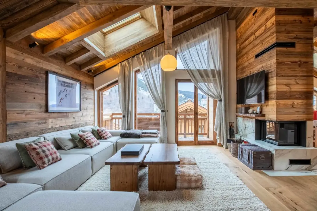 Chalet Yolo-Poscine beltéri Spa