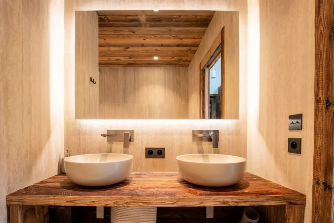 Chalet Yolo-Poscine beltéri Spa