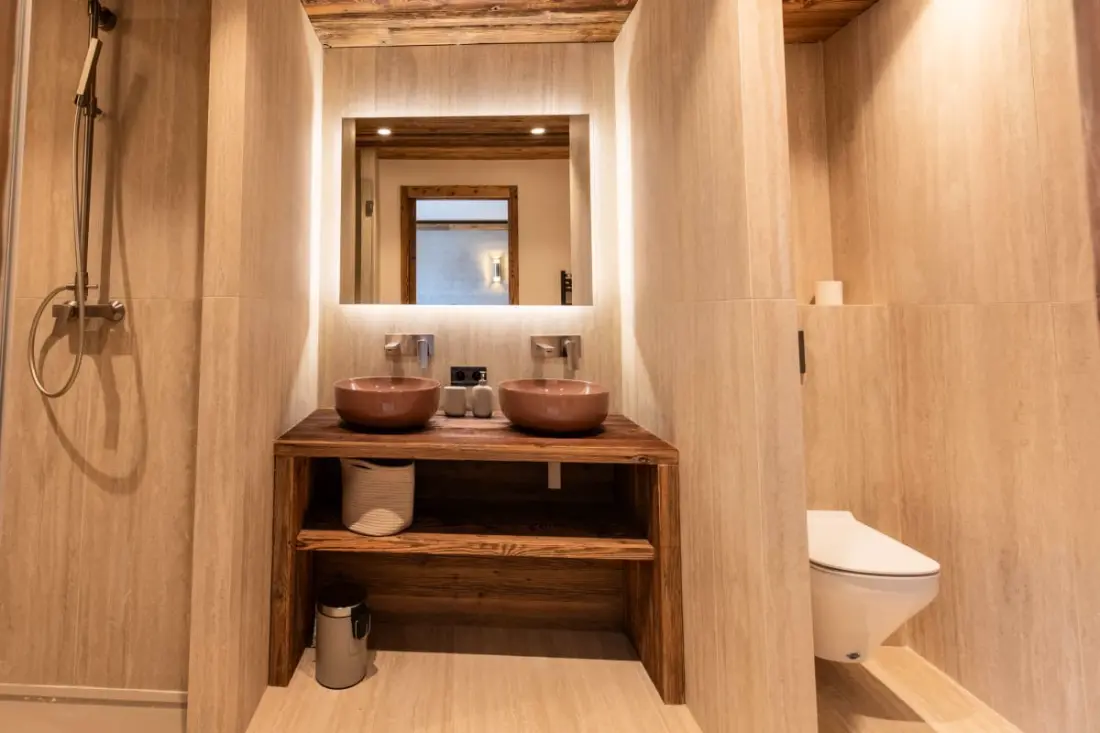 Chalet Yolo-Poscine beltéri Spa