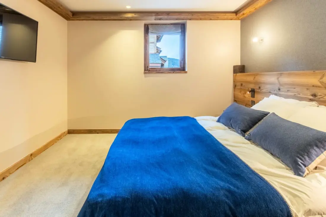 Chalet Yolo-Poscine beltéri Spa