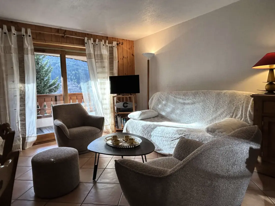 Le Krystor Residence