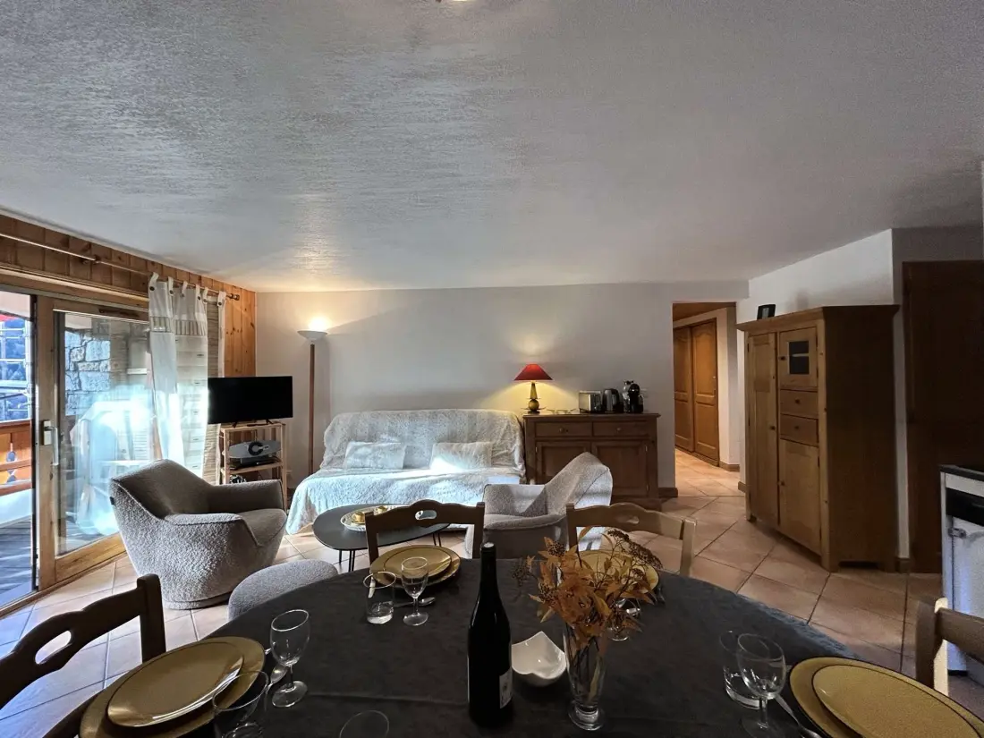 Le Krystor Residence