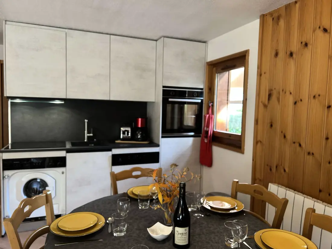 Le Krystor Residence