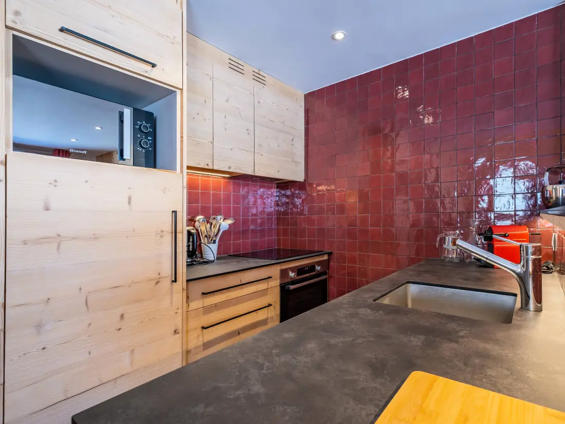 Moraine Residence