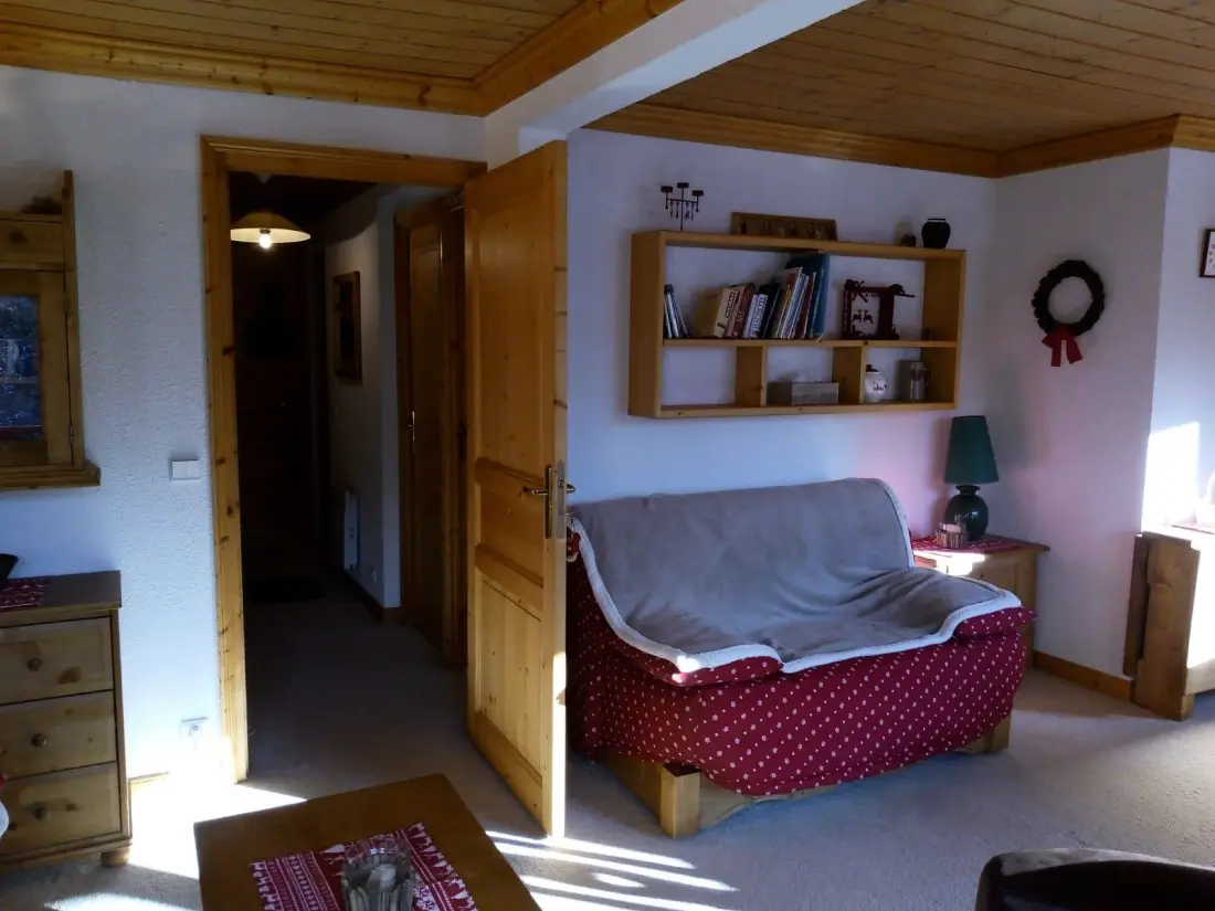 Moraine Residence