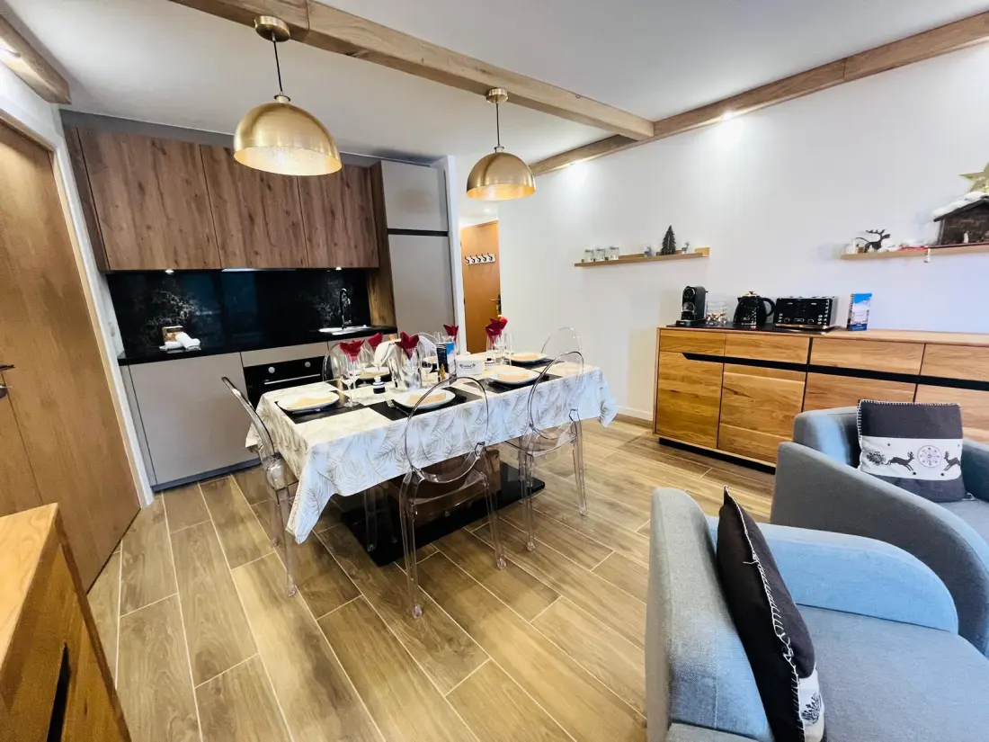 Peclet Residence