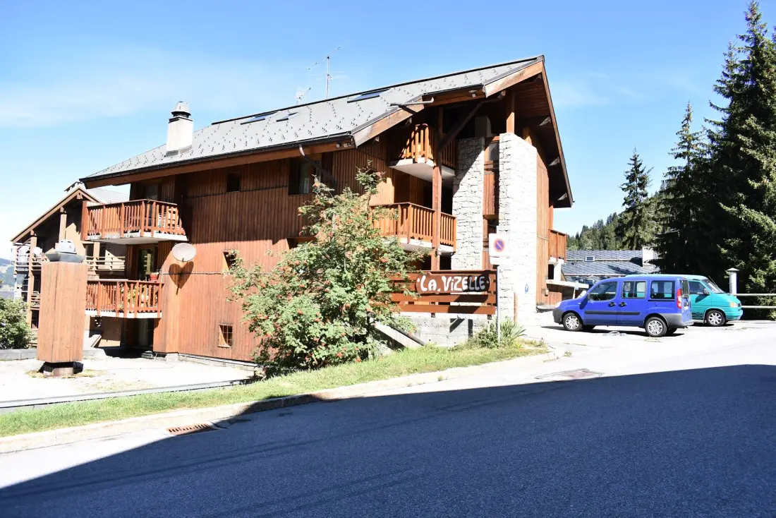 Vizelle Residence
