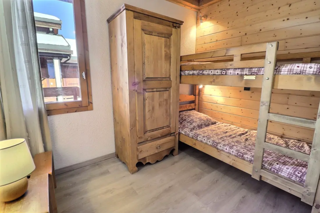 Creux De L medve lakóhely