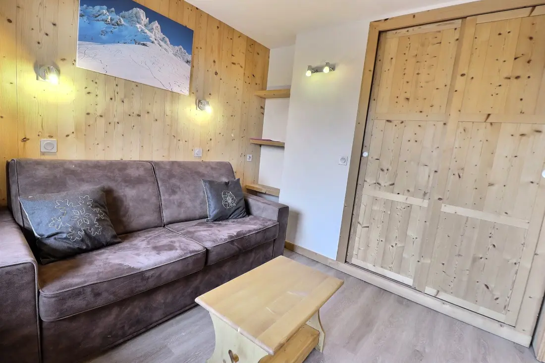 Dandy Residence