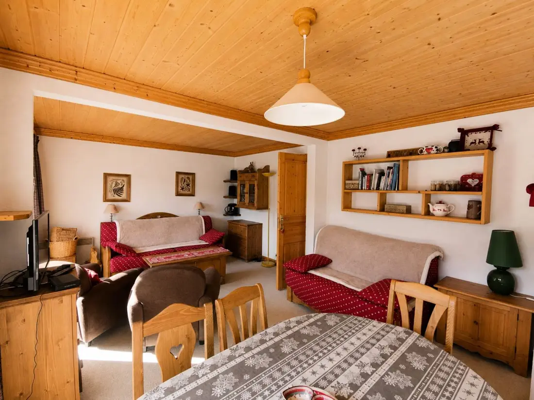 Moraine Residence