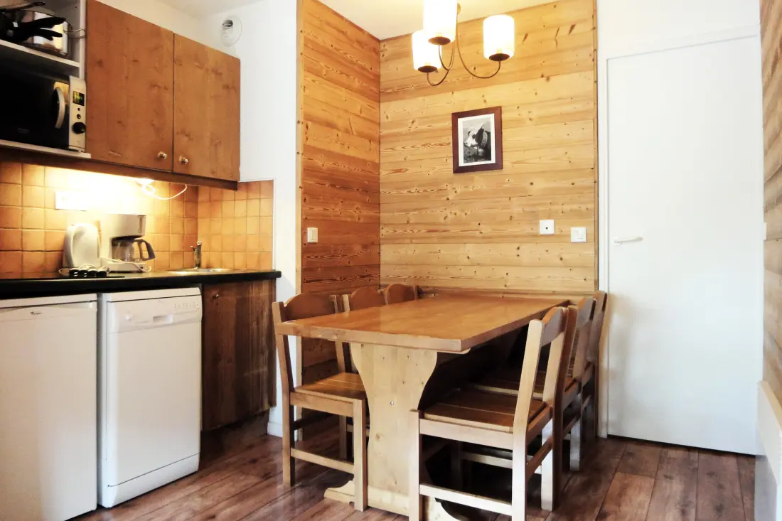 Pralin Residence