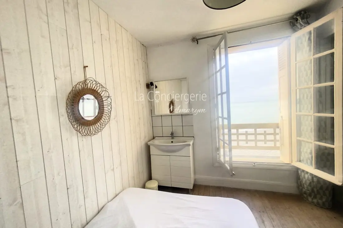 Residence Mh01 - A Panoramic Cosy