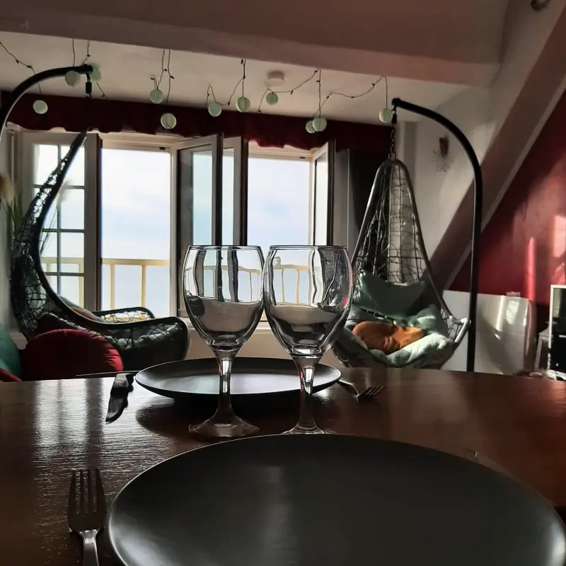 Residence Mh02 - Escape : Sea & Serenity, Parenthesis két