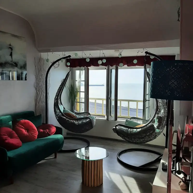 Residence Mh02 - Escape : Sea & Serenity, Parenthesis két