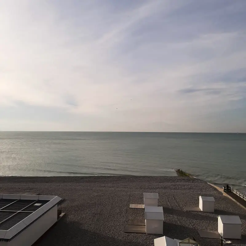 Residence Mh02 - Escape : Sea & Serenity, Parenthesis két
