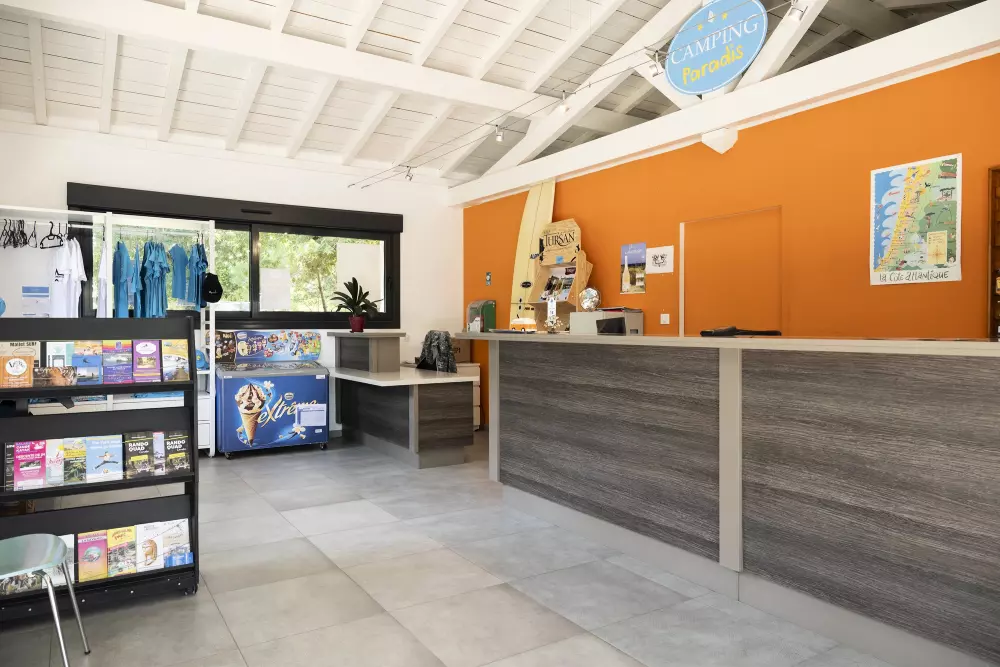 Alpha Camping Holding - Camping Paradis Albret 3 Stars★★★