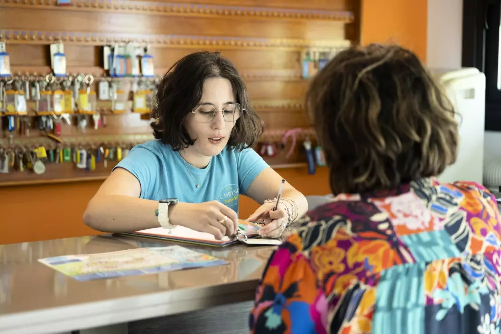 Alpha Camping Holding - Camping Paradis Albret 3 Stars★★★