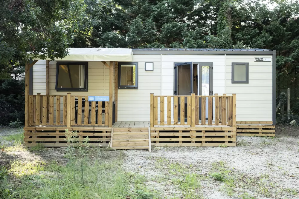 Alpha Camping Holding - Camping Paradis Albret 3 Stars★★★