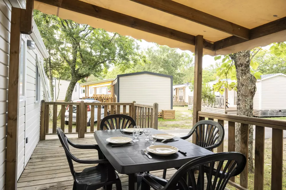 Alpha Camping Holding - Camping Paradis Albret 3 Stars★★★