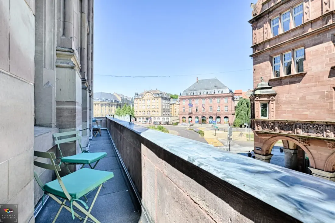 Citysuite tágas német Chic Balkon Imperial 2 P