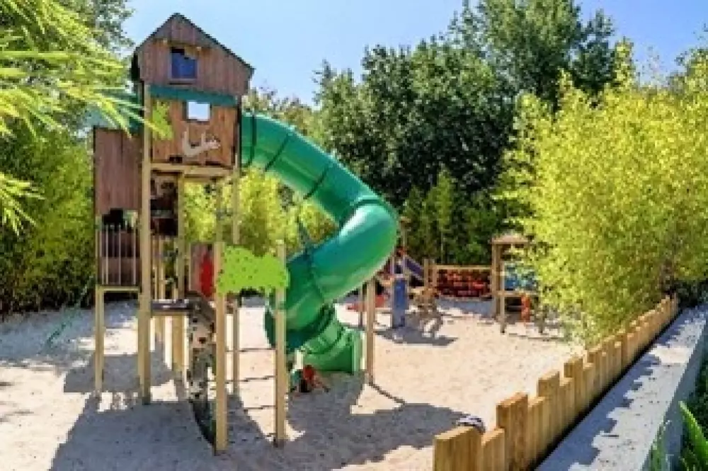 Campingplatz Sen Yan5 Sterne★★★★★