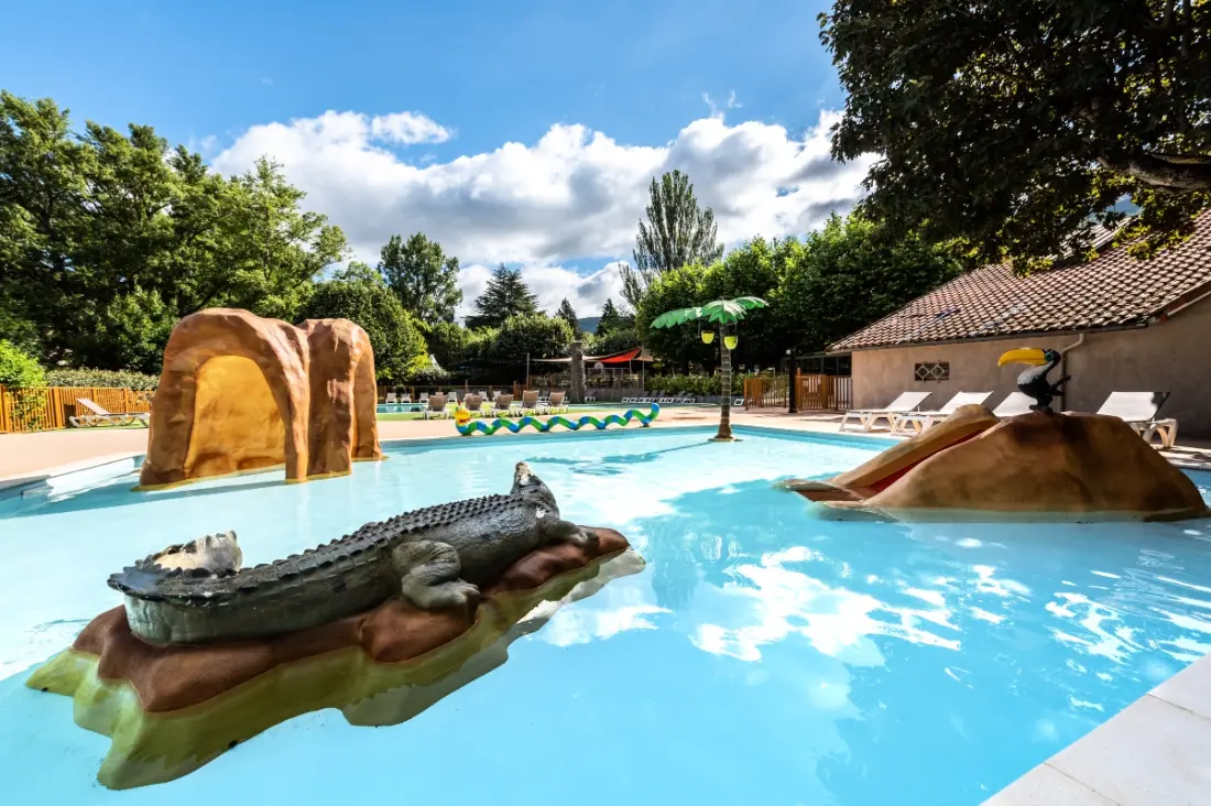 Camping Maeva Escapades Millau Plage4 Csillagok★★★★