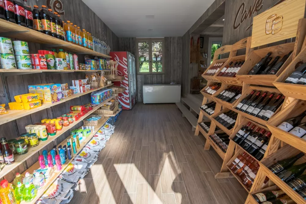 Camping maeva Escapades Millau Plage 4 Sterren★★★★