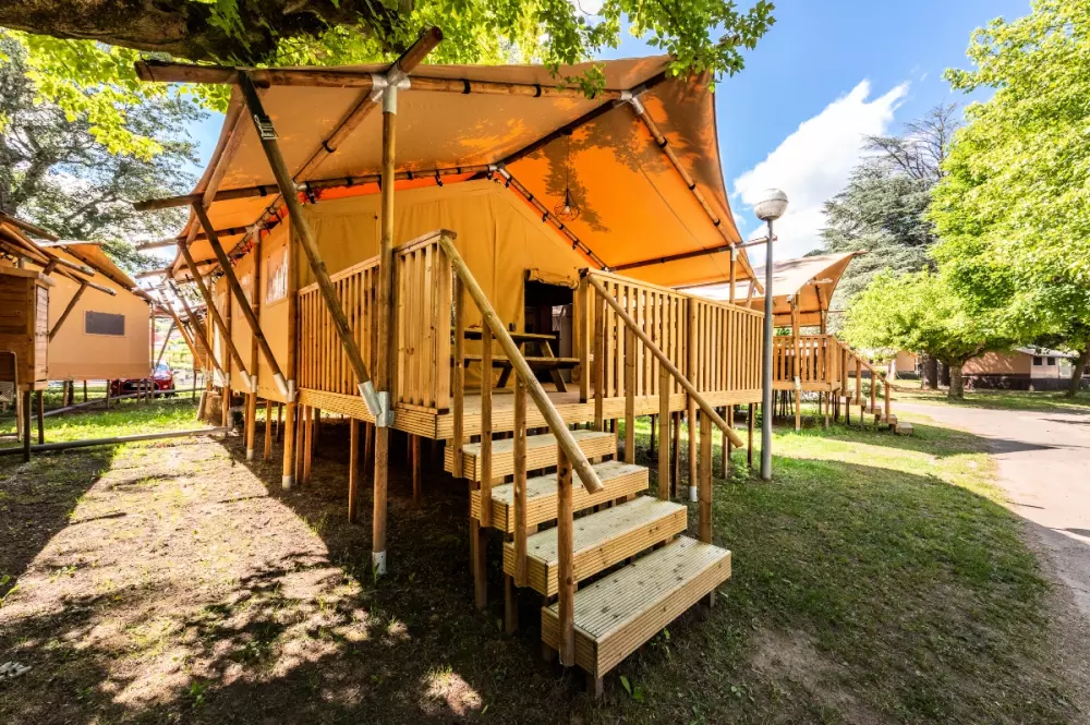 Camping maeva Escapades Millau Plage 4 Sterren★★★★