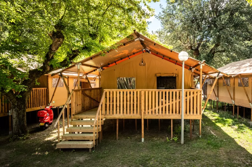 Camping maeva Escapades Millau Plage 4 Sterren★★★★