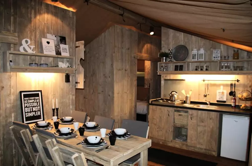 Camping maeva Escapades Millau Plage 4 Sterren★★★★