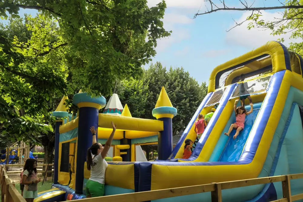 Campingplatz Millau Plage