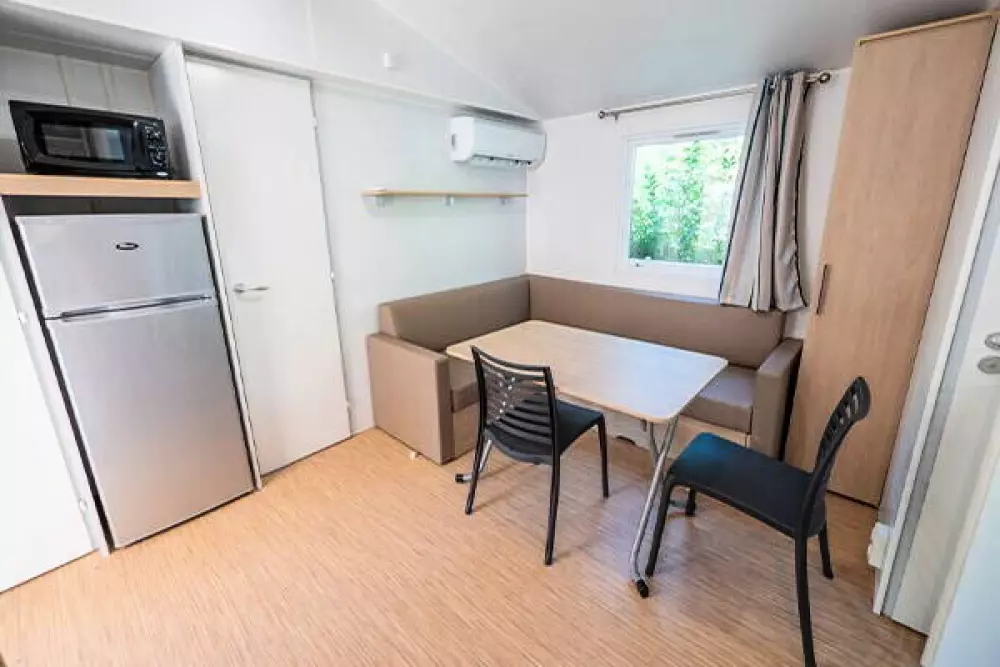 Camping maeva Escapades Millau Plage 4 étoiles★★★★