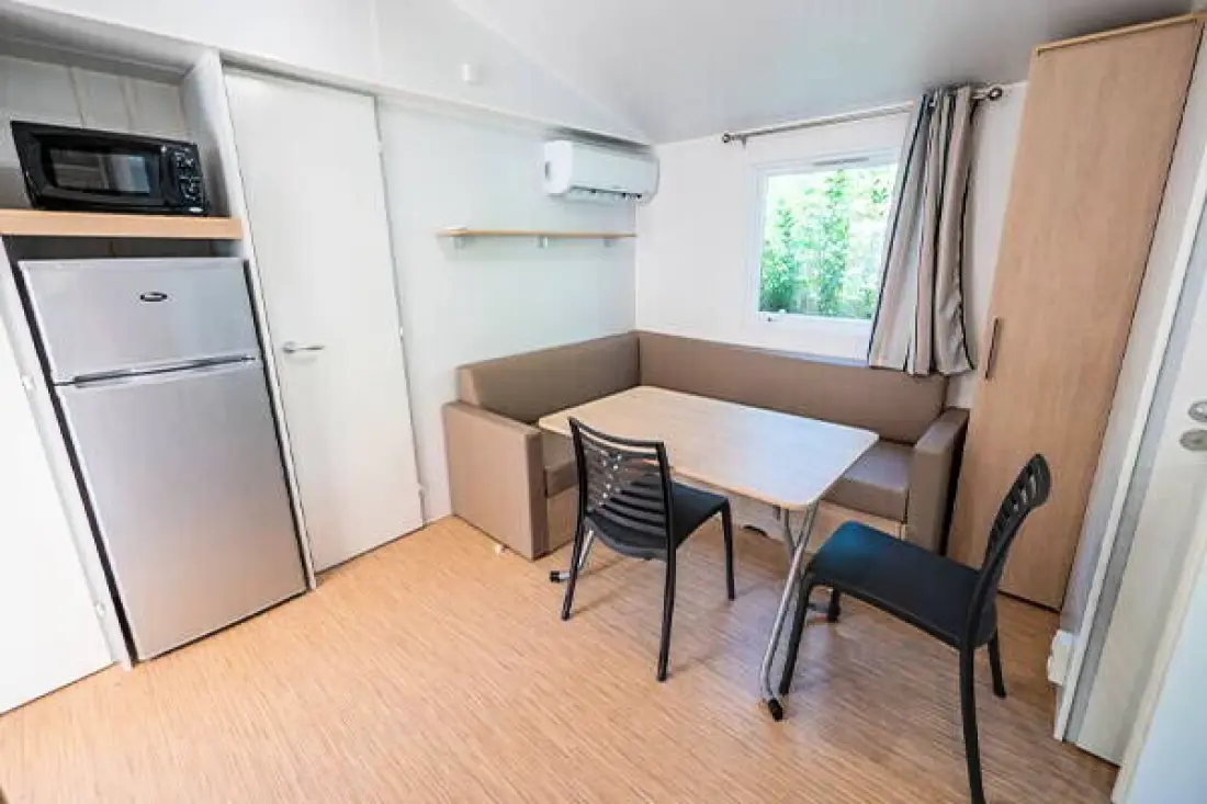 Camping maeva Escapades Millau Plage 4 Sterren★★★★
