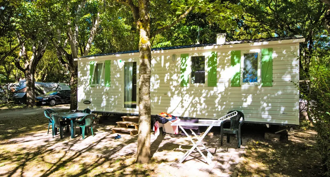 Camping Paradis Viaduc de Millau 4 Stelle★★★★