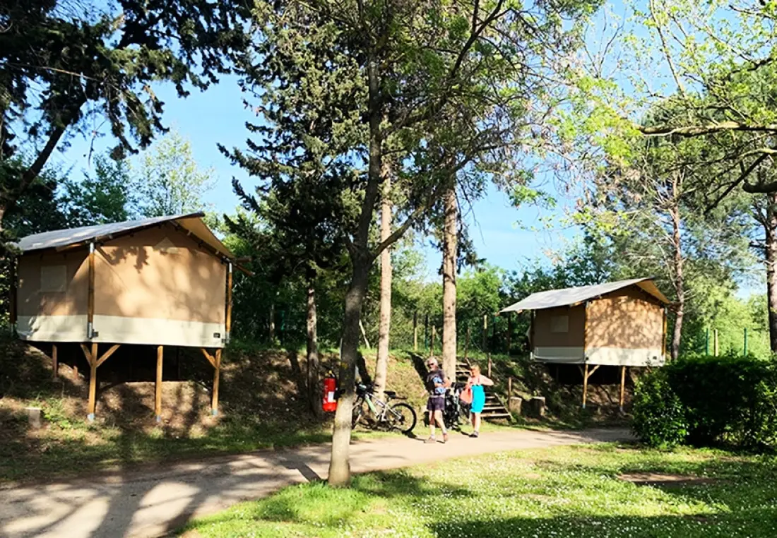 Campsite Le Val de Cesse 3 Csillagok★★★