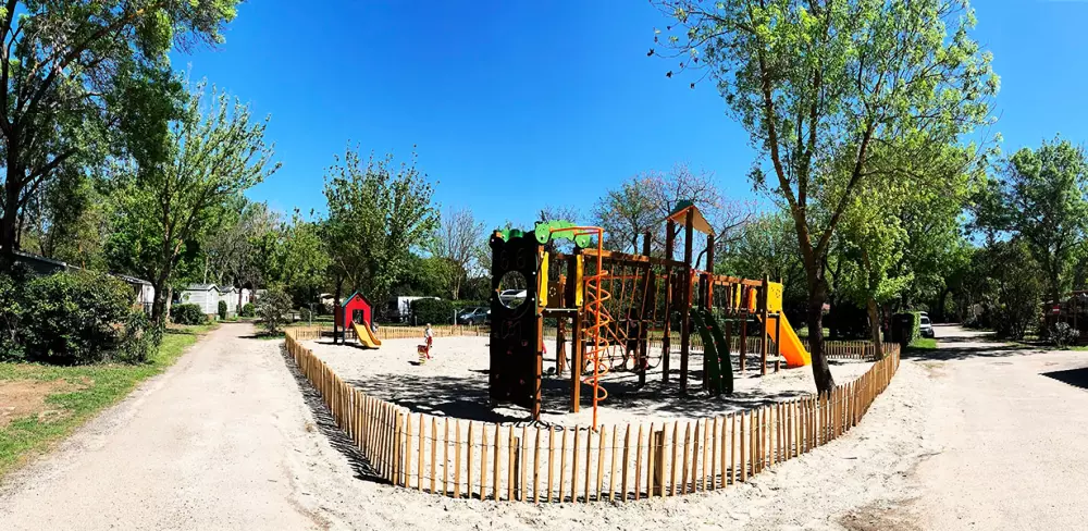 Campsite Le Val de Cesse 4 Stars★★★★