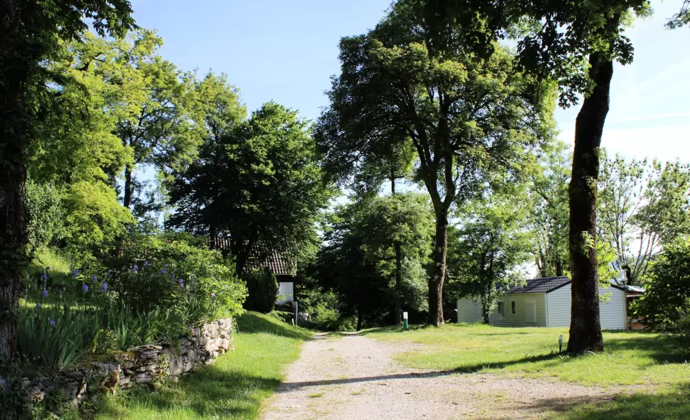 Camping Le Balcon De Chartreuse 3 étoiles★★★