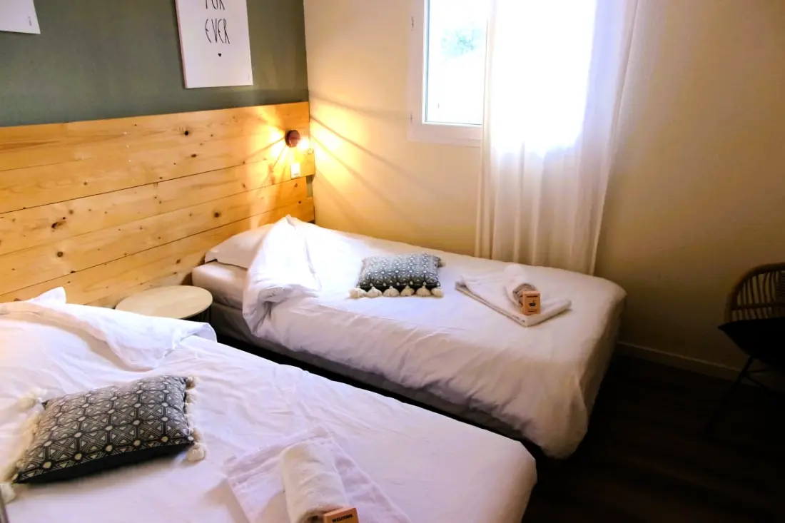 Kiváló apartman loggiával, közel a strandhoz ⛱