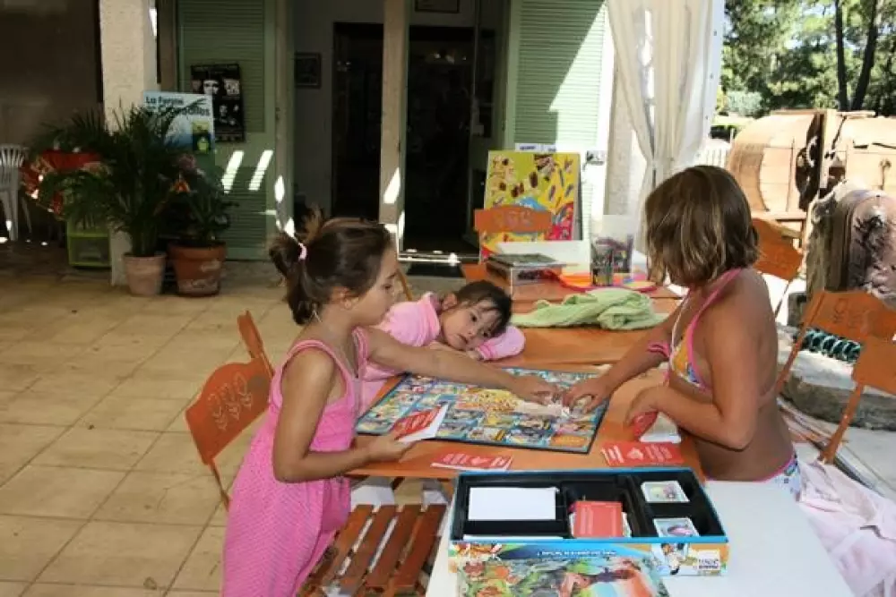 Camping La Pinède en Provence 3 Sterne★★★