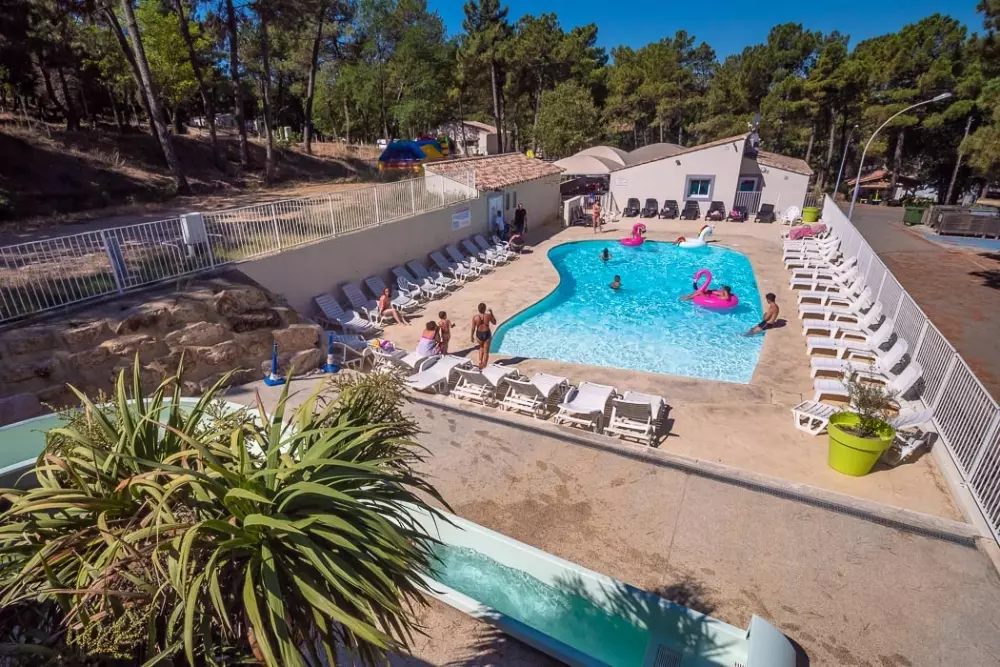Camping La Pinède en Provence 3 Sterne★★★