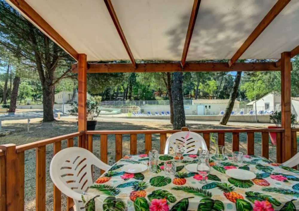 Camping La Pinède en Provence 3 Sterne★★★