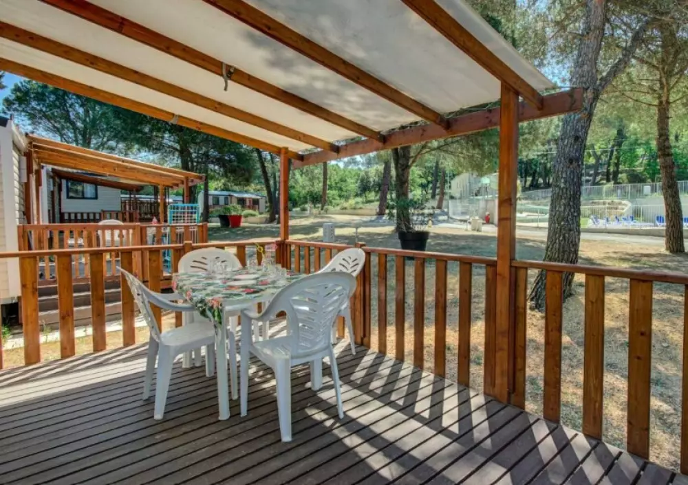 Camping La Pinède en Provence 3 Sterne★★★