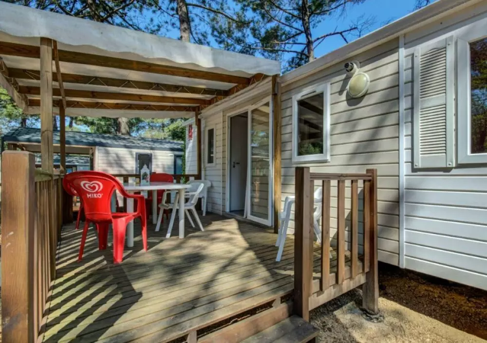 Camping La Pinède en Provence 3 Sterne★★★