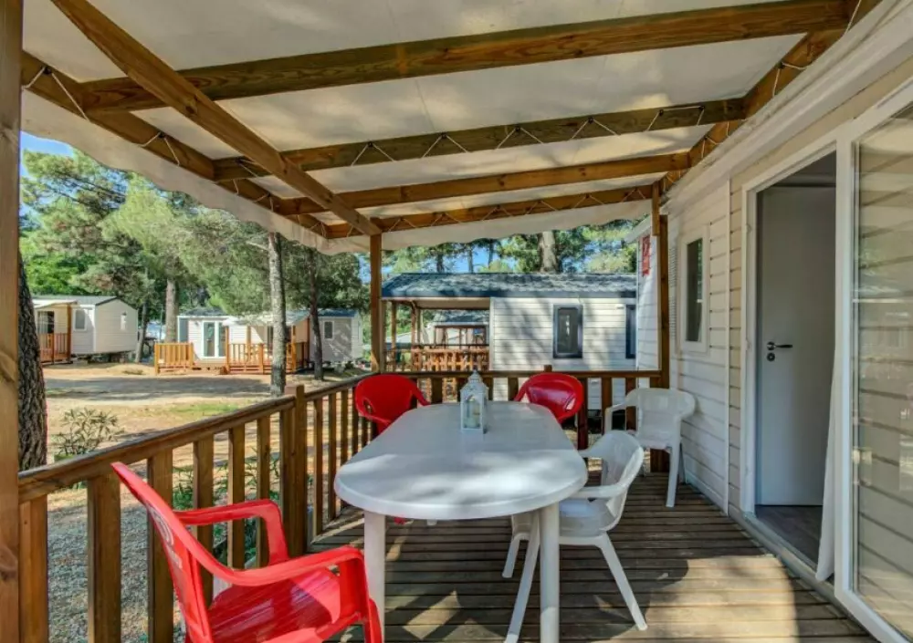 Camping La Pinède en Provence 3 Sterne★★★