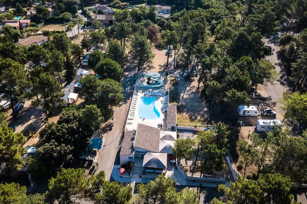Camping La Pinède en Provence 3 Sterne★★★