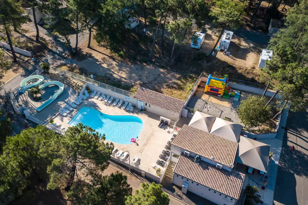 Camping La Pinède en Provence 3 Sterne★★★