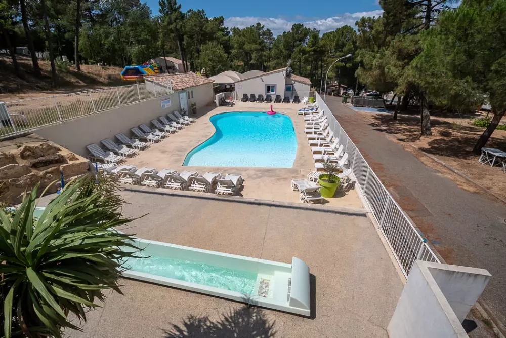 Camping La Pinède en Provence 3 Sterne★★★